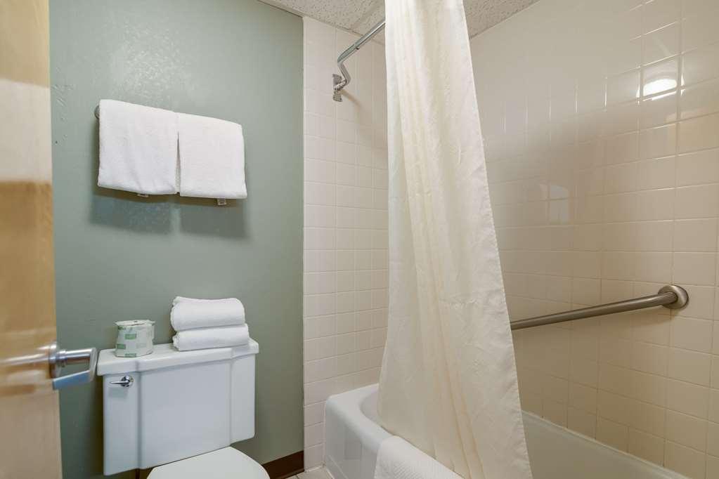 Hotel Quality & Auburn